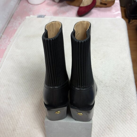 $250-NEW-Coach-Women-CN136-Black leather heel Boots.Sz-6B/8B.Vietnam. - Picture 3 of 15